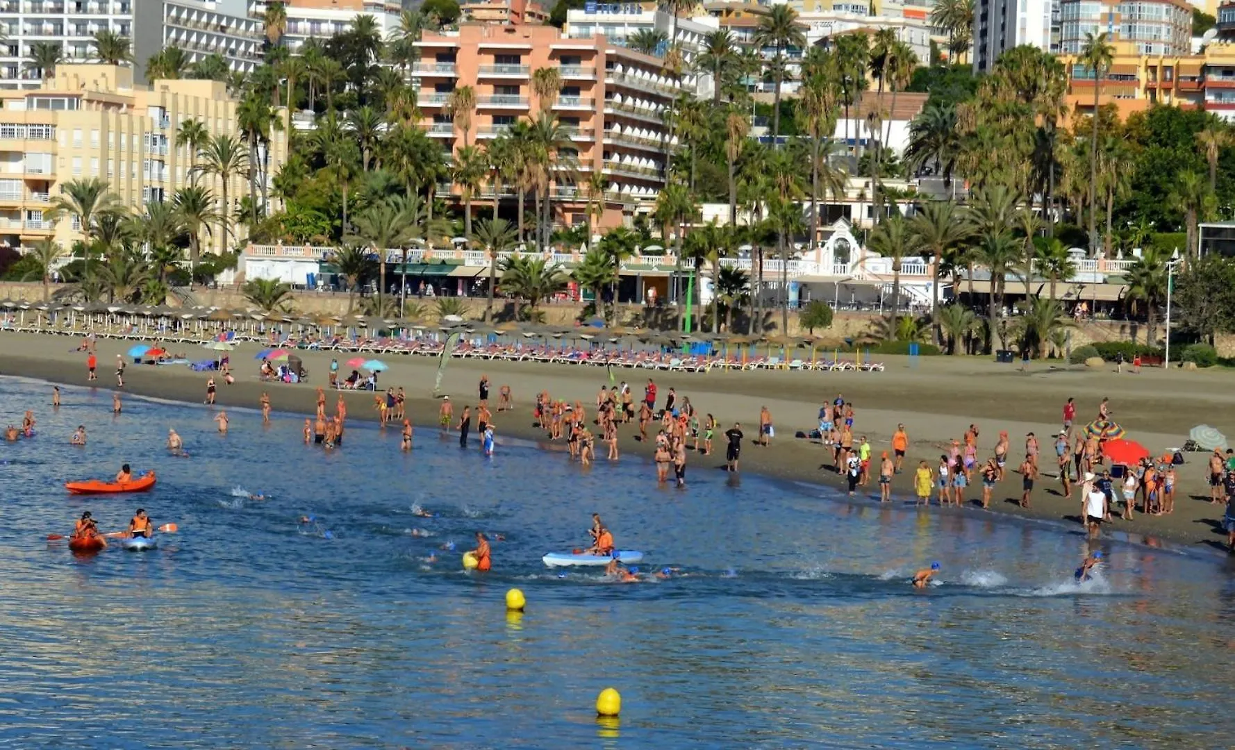 Vivienda Cronos Golf Apartment Benalmadena