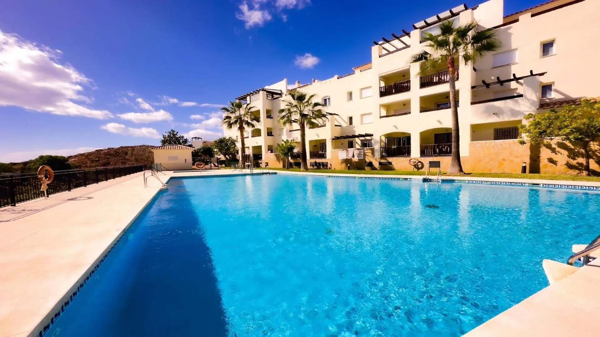 Vivienda Cronos Golf Apartment Benalmadena